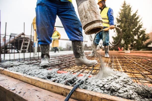 Best Concrete Demolition Services in Ishpeng, MI